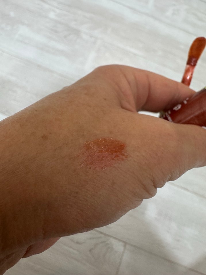 NYX Parlak Khaki Lip Gloss - Görsel 5