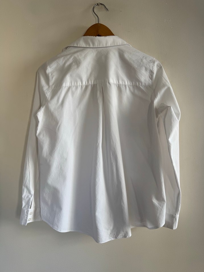 Trendyol pamuklu yakası pencereli açık önü çiçek aplikeli gömlek - Görsel 4