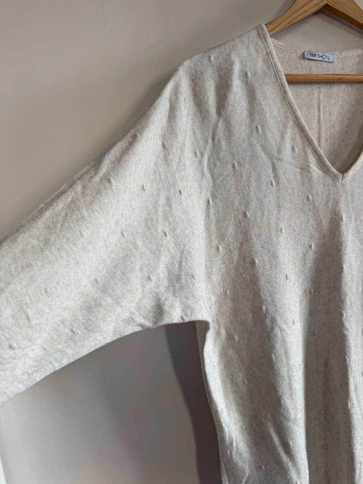 V Yaka Uzun Kollu Yarasa Triko Kazak - Görsel 3