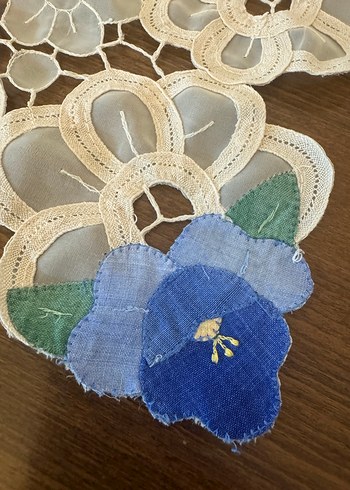 4 parça ajurlu bej- mavi işlemeli - Görsel 5