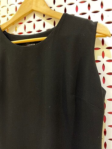 Kolsuz basic siyah dizaltı elbise - Görsel 2