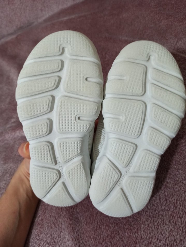 Kızlar için Beyaz Bağcıklı Spor Ayakkabı - Görsel 5