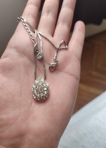 Beden Swarovski kolye