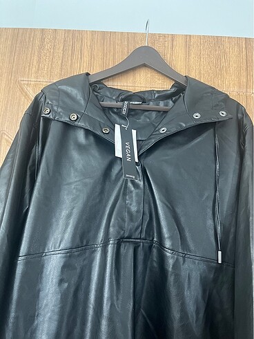 H&M Kadın yağmurluk