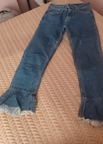 Kadın Mavi Denim Fırfırlı Bol Kesim Jean