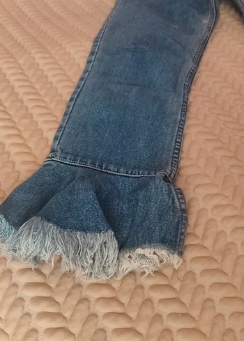 Diğer Kadın Mavi Denim Fırfırlı Bol Kesim Jean
