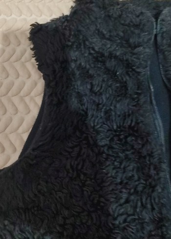 Siyah Kürklü Kadın Yelek - Görsel 2