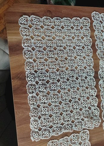 El İşi Dantel Masa Örtüsü Seti - Görsel 4