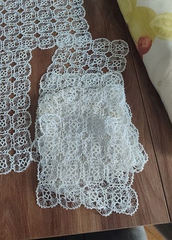 El İşi Dantel Masa Örtüsü Seti - Görsel 3