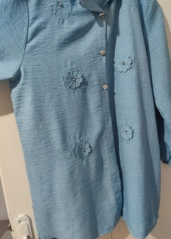 Düğmeli Mavi Gömlek - Görsel 6