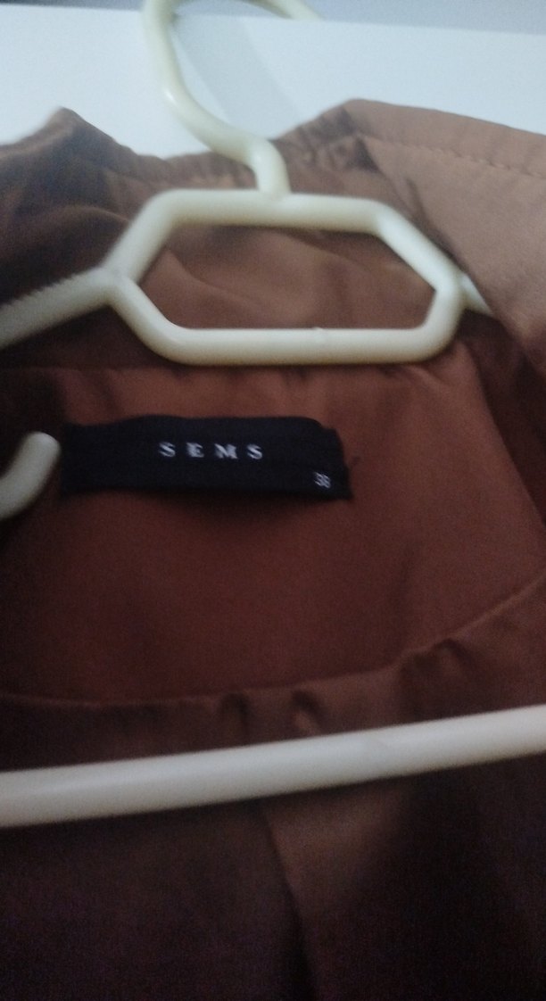 Düğmeli Kahverengi Uzun Kadın mevsimlik - Görsel 3