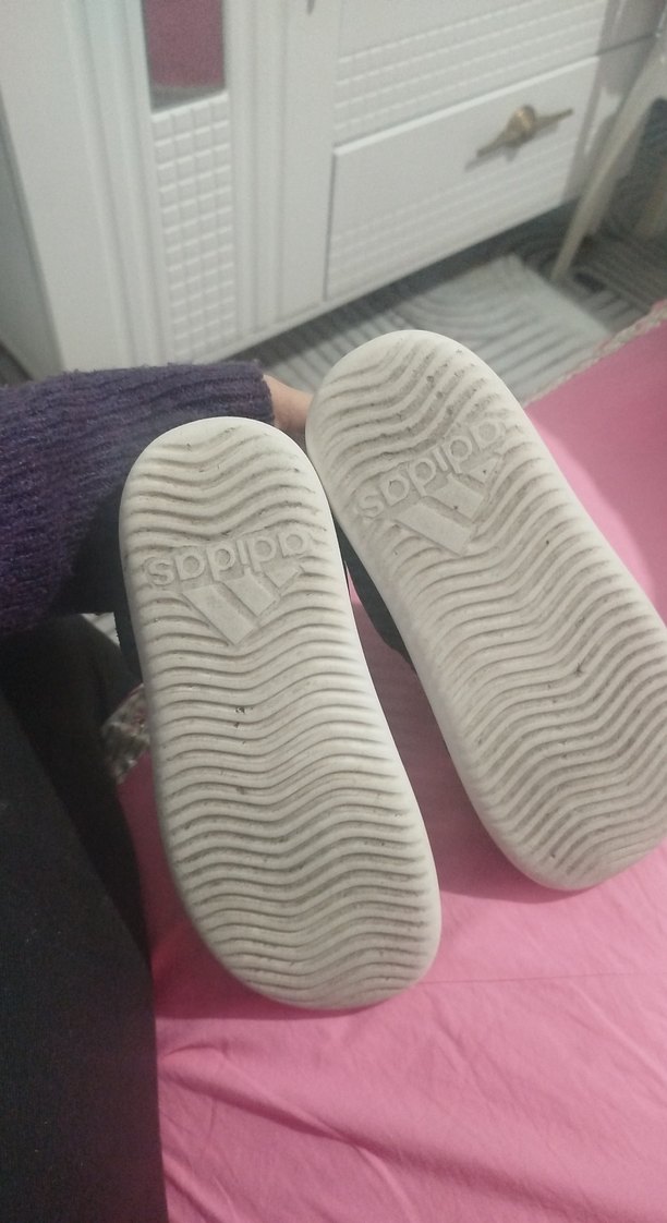 Erkek Çocuk Siyah Adidas Bantlı Terlik - Görsel 4