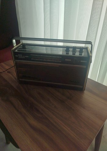 Kahverengi Ahşap tarihi radyo çalışmıyor ama Antika 60 yıllık - Görsel 3