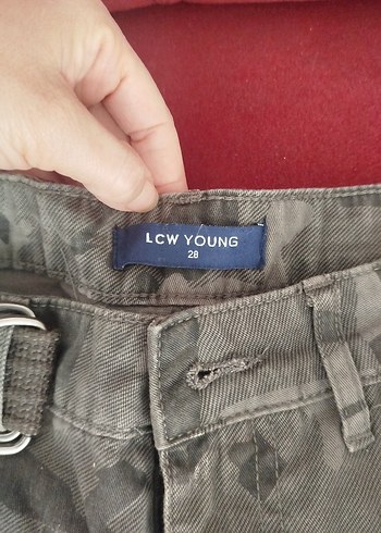 Gri Kamuflaj Desenli Kemerli Erkek Şort 28 beden - Görsel 4