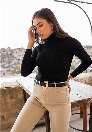 Siyah triko