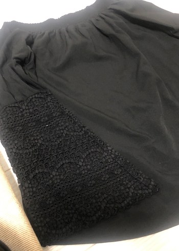 Siyah straplez bluz tül detaylı kolları - Görsel 2