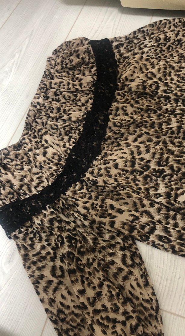 Kahverengi Leopar Desenli tüllü  Uzun Kollu Bluz - Görsel 3