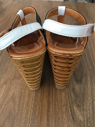 37 Beden Dolgu topuk yazlık ayakkabı