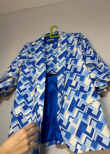 Mavi Geometrik Desenli Kadın Mini Şortlu Blazer