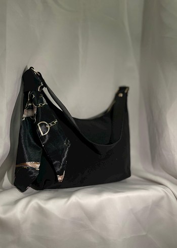 Parlak Siyah Deri Kadın Çanta - Görsel 3