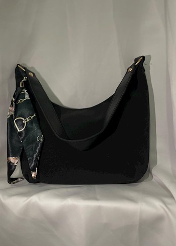 Parlak Siyah Deri Kadın Çanta - Görsel 4