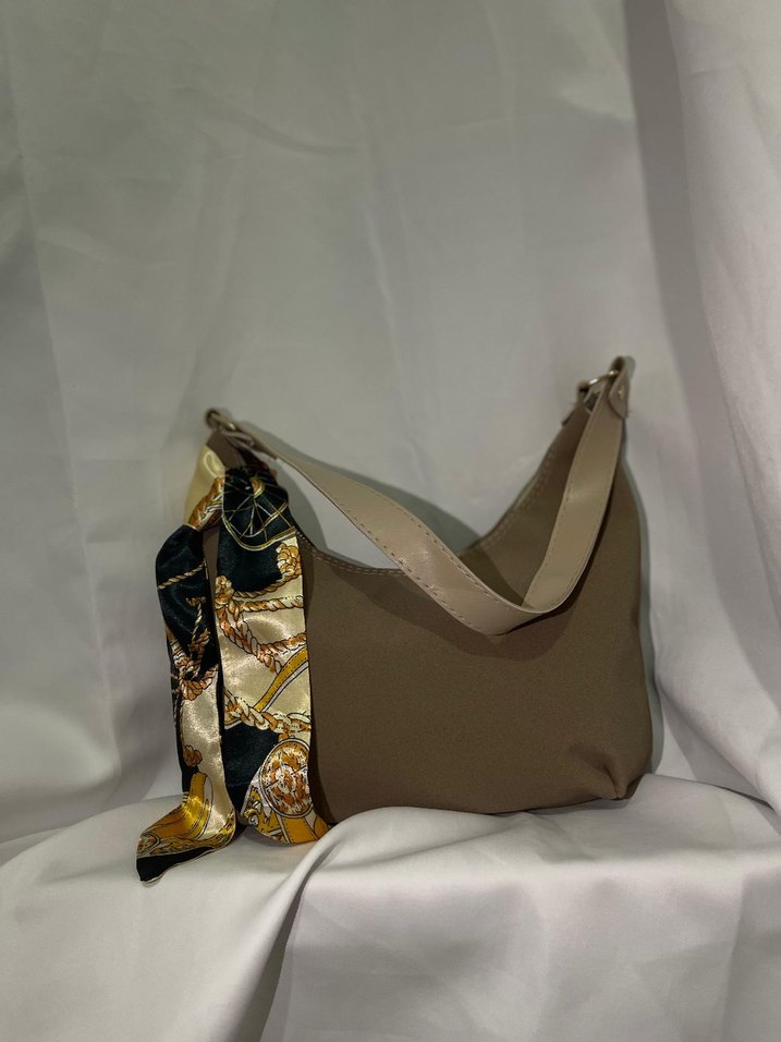 Bej Tokalı Yılan Desenli Kadın Çanta - Görsel 3
