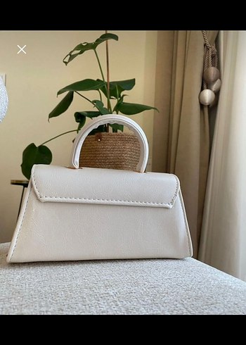 Beyaz Deri Tokalı Kadın Çanta - Görsel 5