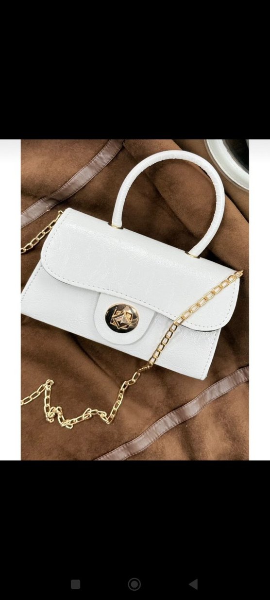 Beyaz Deri Zincir Detaylı Kadın Çanta - Görsel 3