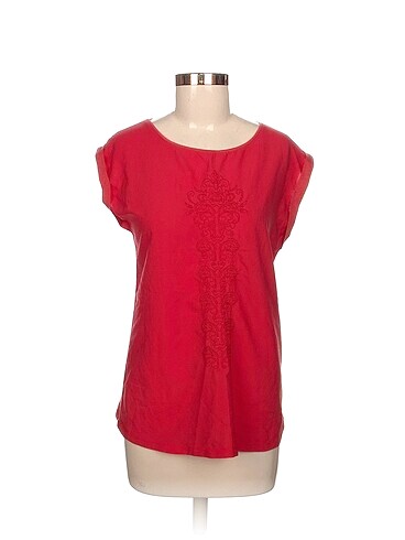 Diğer T-shirt %70 İndirimli.
