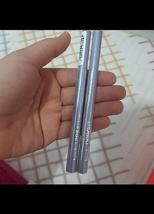 Eyeliner beaulis 
