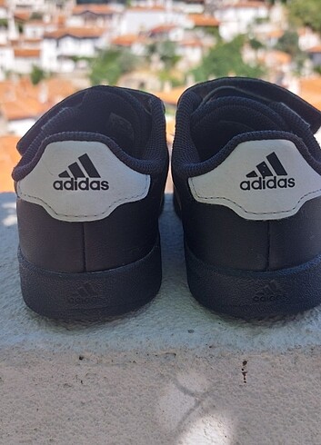 Orjinal adidas spor ayakkabi