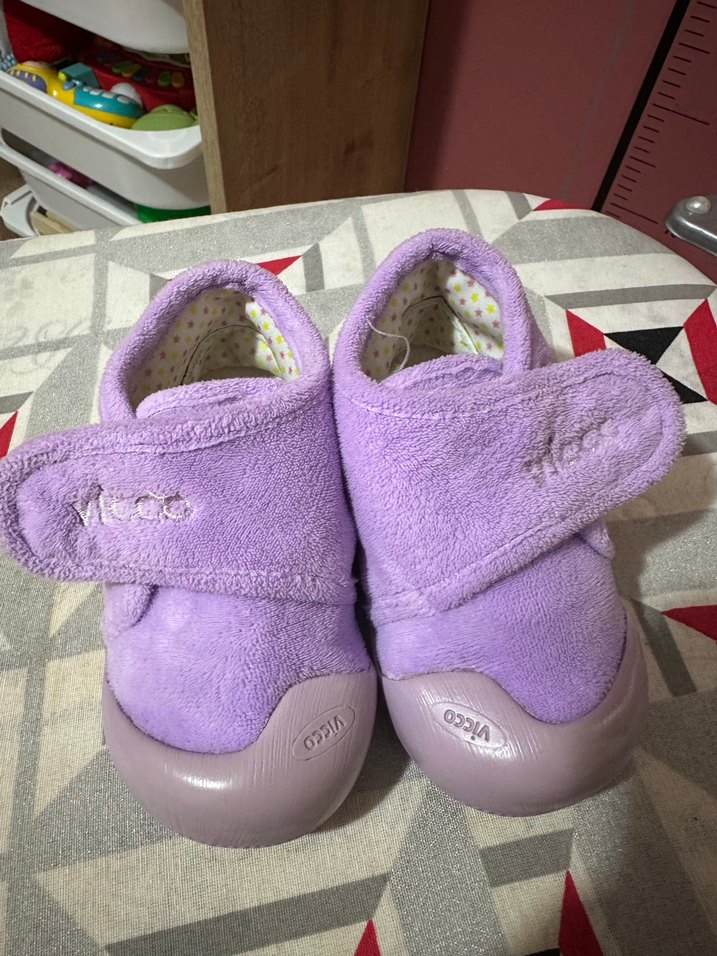 Mor Kız Çocuk Sıcak Terlikler Velcro - Görsel 2