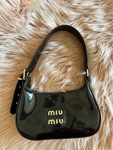 Miu miu çanta