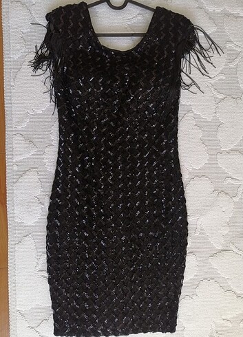 Siyah payetli elbise