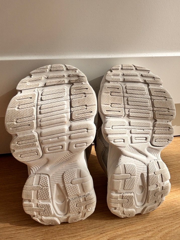 Kız Çocuk Gri Beyaz Desenli Spor Ayakkabı - Görsel 5