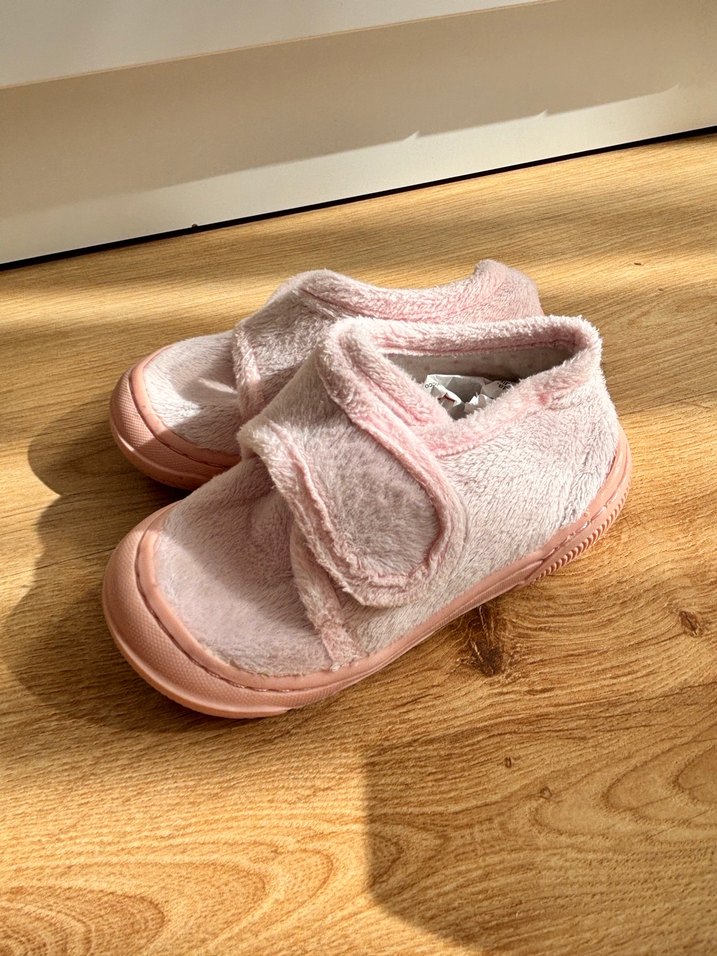 Kız Çocuk Pembe Sıcak Terlik - Görsel 3