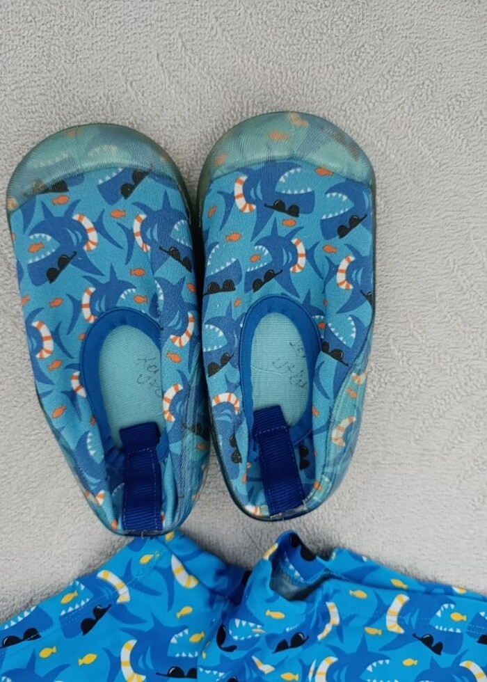 Penti Çocuk yüzme mayo ve Deniz ayakkabısı  - Görsel 3