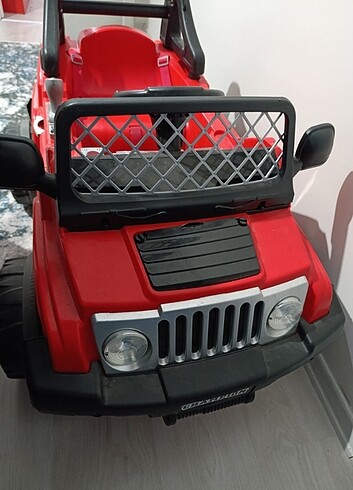 Pilsan 12v 7 A akülü Jeep 