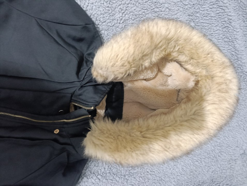 Kadın Siyah Midi Kaban Kürklü Kapüşonlu - Görsel 3