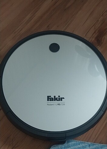 Fakir robot süpurge