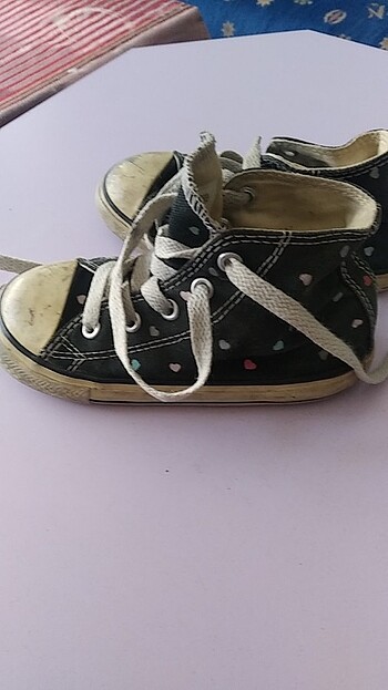 24 Beden siyah Renk 24 numara Converse orijinal kız çocuk ayakkabı
