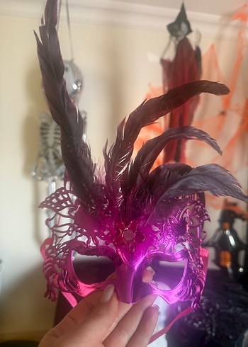 Renkli Tüy Detaylı Karnaval parti cadı Maskeleri - Görsel 2