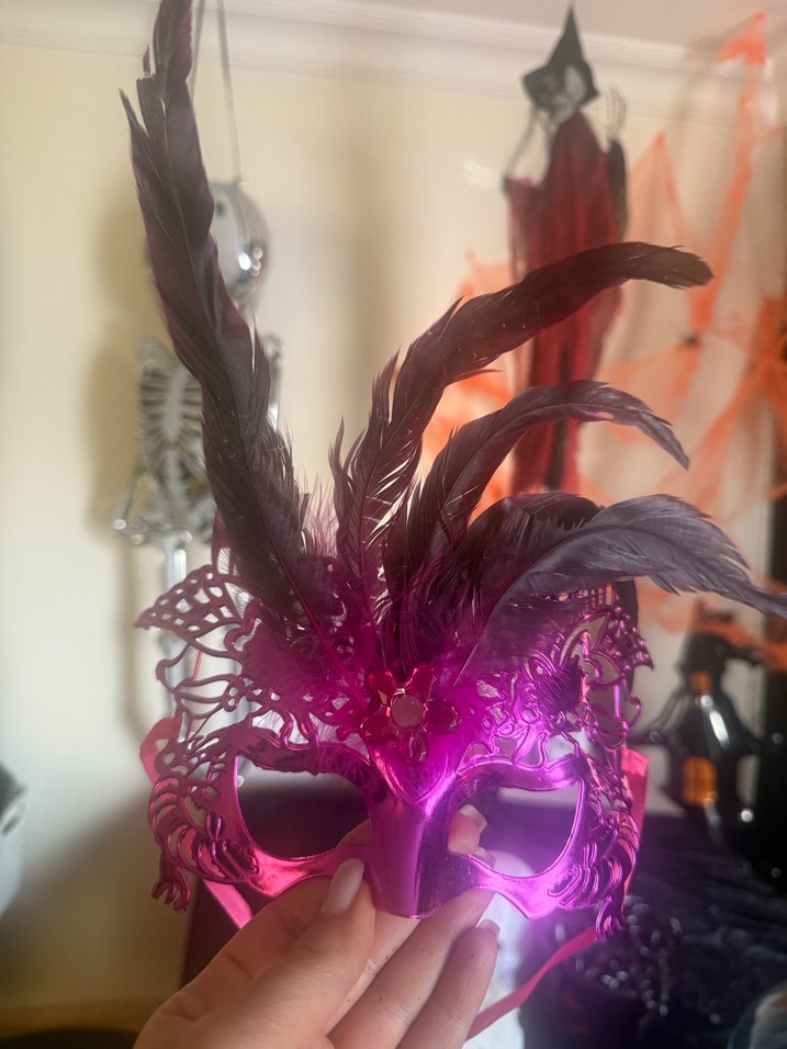 Renkli Tüy Detaylı Karnaval parti cadı Maskeleri - Görsel 2