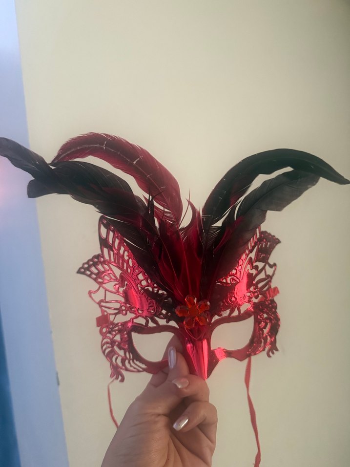 Renkli Tüy Detaylı Karnaval parti cadı Maskeleri - Görsel 3