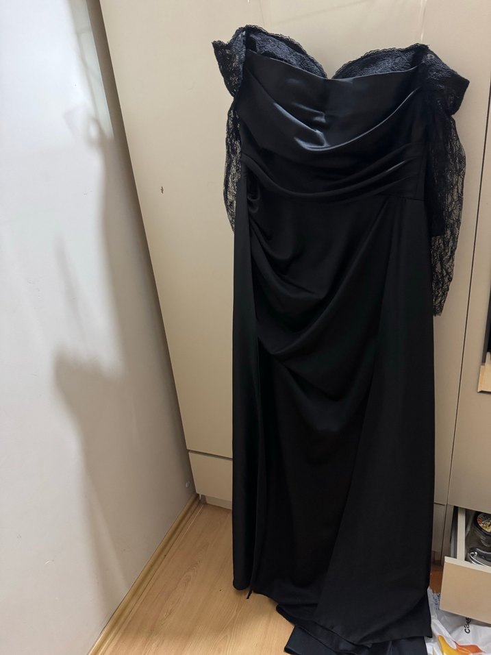 Siyah Uzun Drapeli Gotik Abiye Elbise - Görsel 2