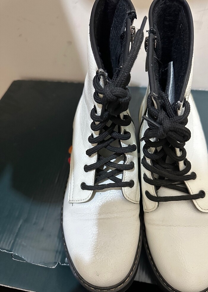 Kadın postal bot - Görsel 4