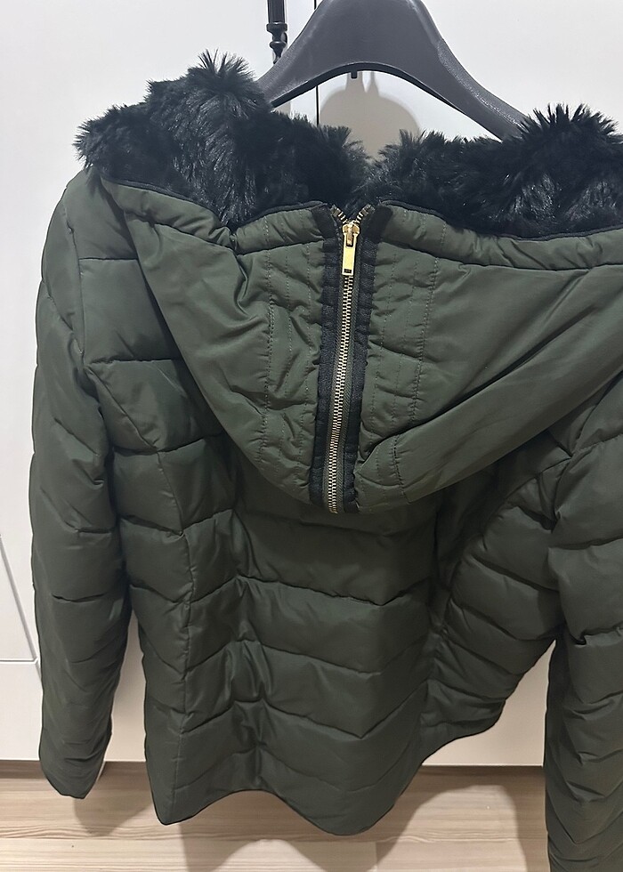 Kürk yakalı mont - Görsel 2