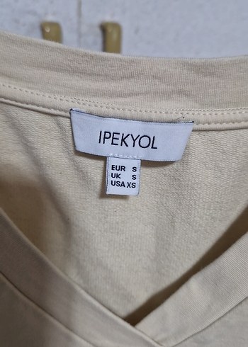 ipekyol Bej V Yaka Rahat Kesim Kadın Tişört (hamile giyime uygun)