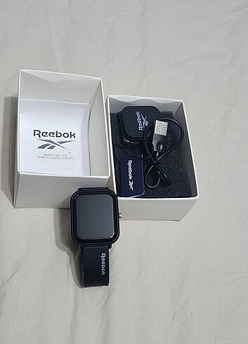 Reebok Akıllı Saat.