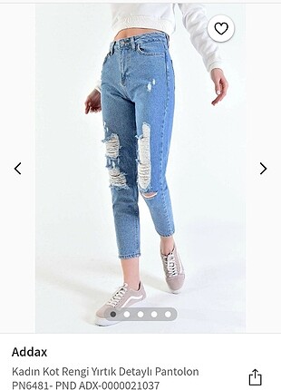 Yepyeni mom jean